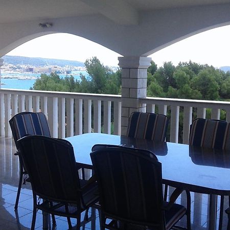 Villa Rosanda Apartments Trogir Exterior photo