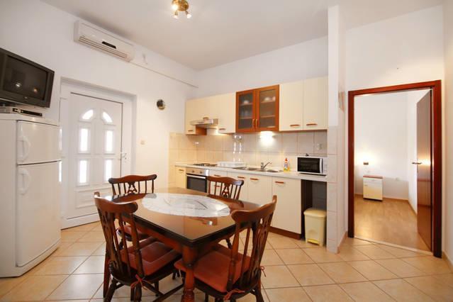 Villa Rosanda Apartments Trogir Exterior photo