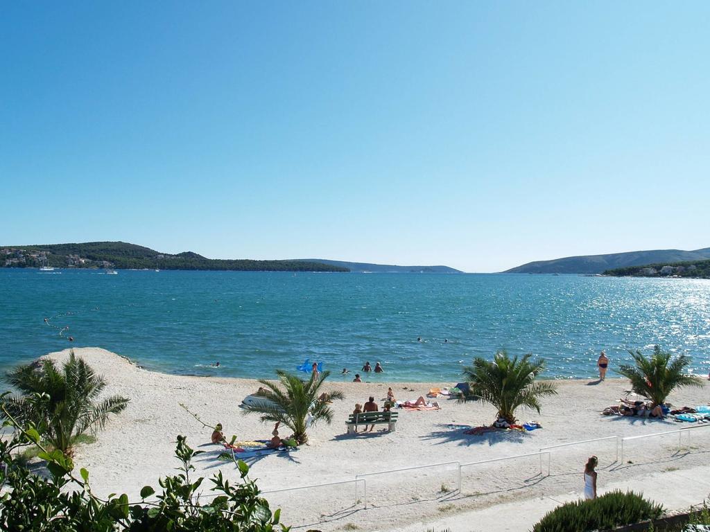 Villa Rosanda Apartments Trogir Exterior photo